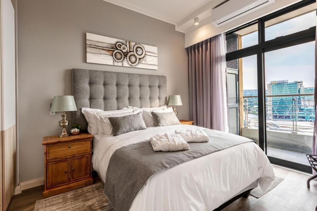 Menlyn Maine Residence Unit 1419 بريتوريا المظهر الخارجي الصورة
